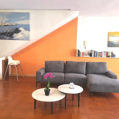Апартаменты Punta Aguzza
